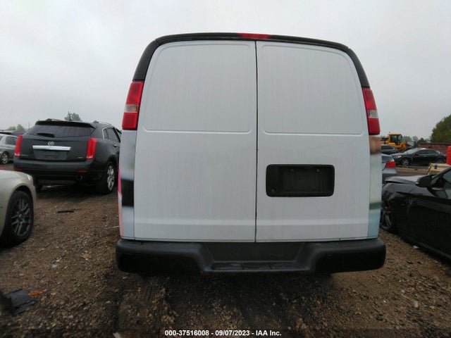 Chevrolet EXPRESS CARGO VAN 2017 1GCWGAFF5H1164048 Image 16