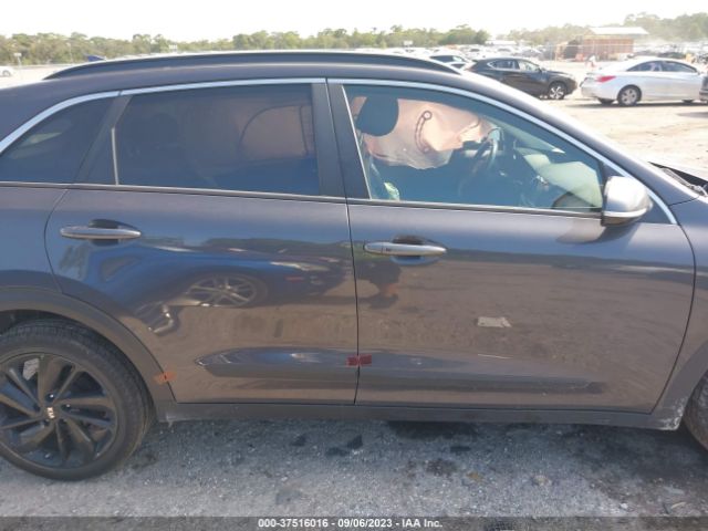 KNDCC3LC2J5134928 KIA NIRO EX