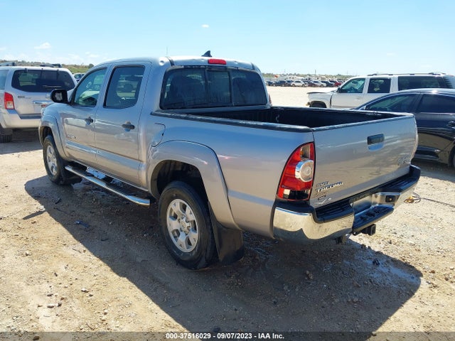 Toyota Tacoma Prerunner 2015 5TFJU4GN8FX069097 Image 3