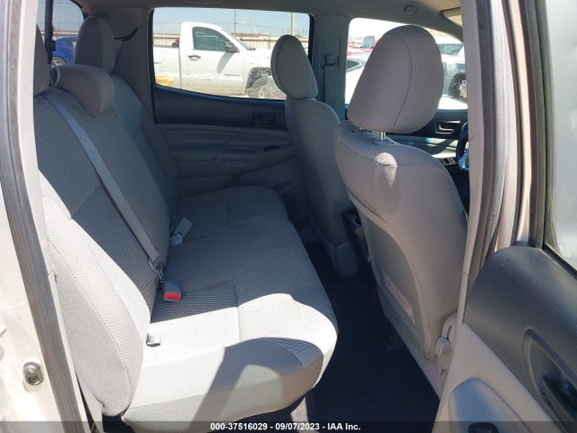 Toyota Tacoma Prerunner 2015 5TFJU4GN8FX069097 Image 8