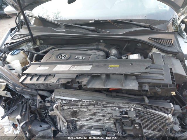 1VWBT7A39GC029925 Volkswagen Passat 1.8t Se