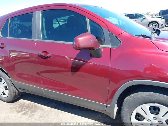 Chevrolet TRAX LS 2017 3GNCJKSB7HL276184 Image 14