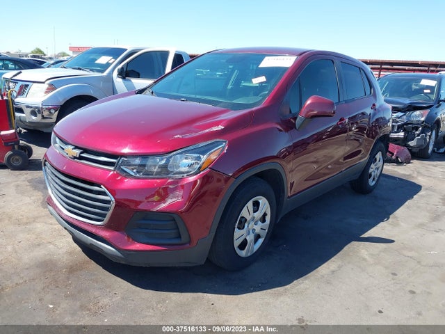 Chevrolet TRAX LS 2017 3GNCJKSB7HL276184 Image 2