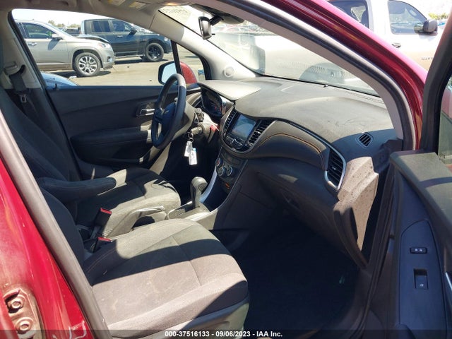 Chevrolet TRAX LS 2017 3GNCJKSB7HL276184 Image 5