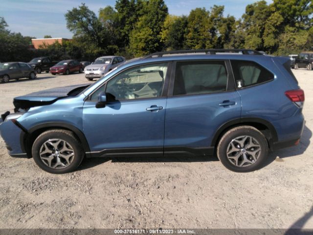 JF2SKAEC4NH499715 Subaru Forester Premium