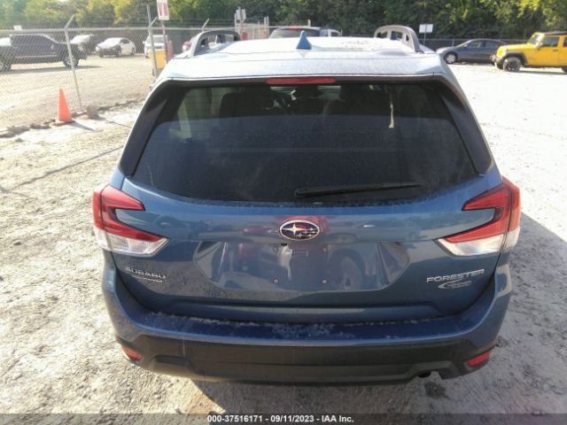 JF2SKAEC4NH499715 Subaru Forester Premium