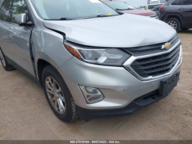 Chevrolet EQUINOX LT 2018 2GNAXSEV8J6327956 Image 12