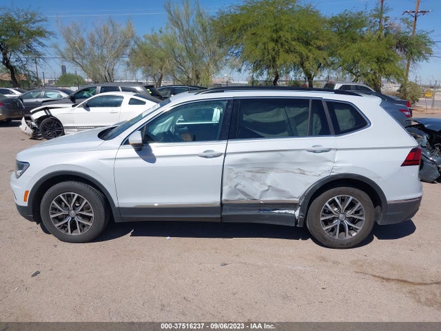3VV3B7AXXJM204333 Volkswagen Tiguan Sel/se