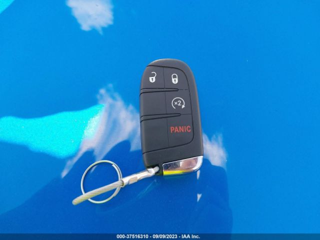 3C4NJDBBXNT207398 Jeep Compass Latitude