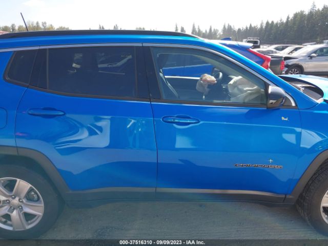 3C4NJDBBXNT207398 Jeep Compass Latitude