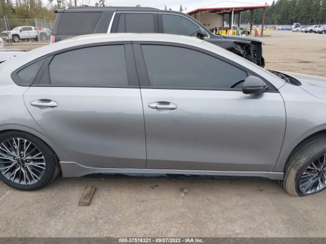 3KPF54AD8PE647171 KIA Forte Gt-line