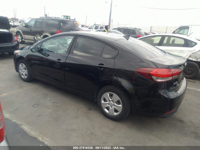 2017 KIA FORTE LX VIN: 3KPFK4A73HE092117