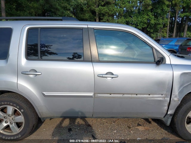 2010 HONDA PILOT EX-L VIN: 5FNYF4H51AB012265