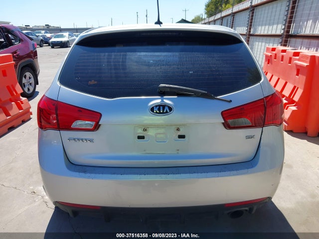 2011 KIA FORTE 5-DOOR SX VIN: KNAFW5A35B5432150