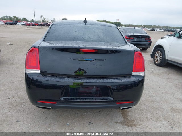 Chrysler 300 Limited 2017 2C3CCAAG9HH637339 Image 16