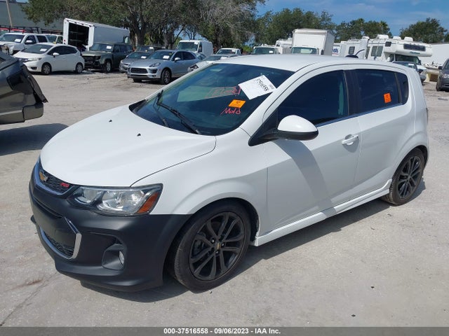Chevrolet Sonic Premier 2017 1G1JF6SB2H4145350 Image 2