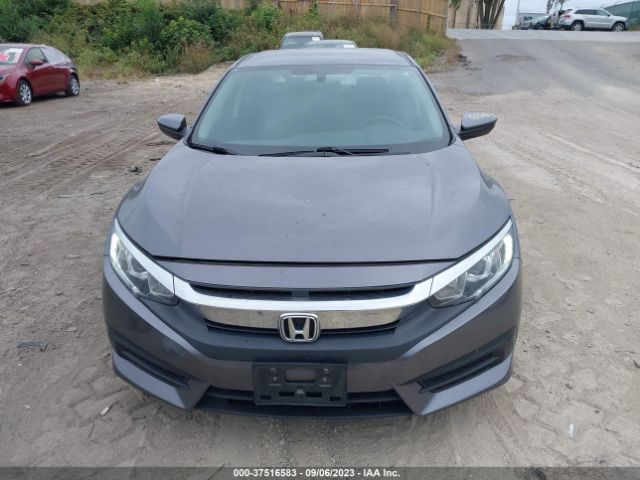 19XFC2F5XHE208776 Honda Civic Sedan Lx