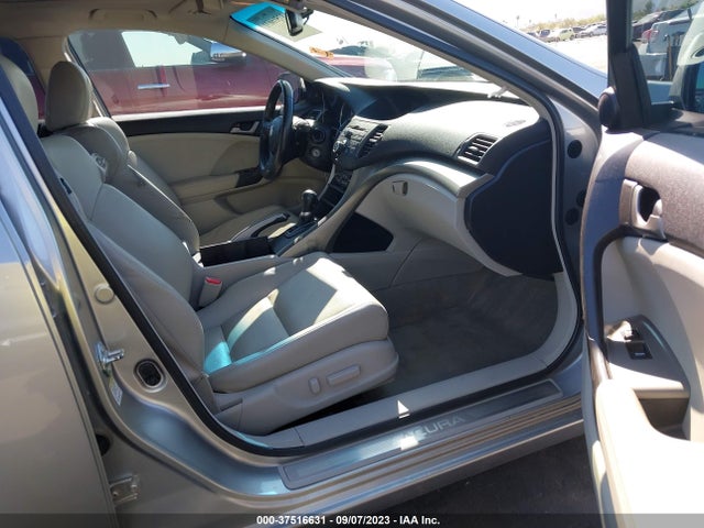 2010 ACURA TSX VIN: JH4CU2F69AC021114