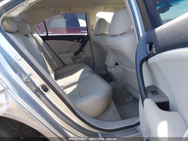 2010 ACURA TSX VIN: JH4CU2F69AC021114