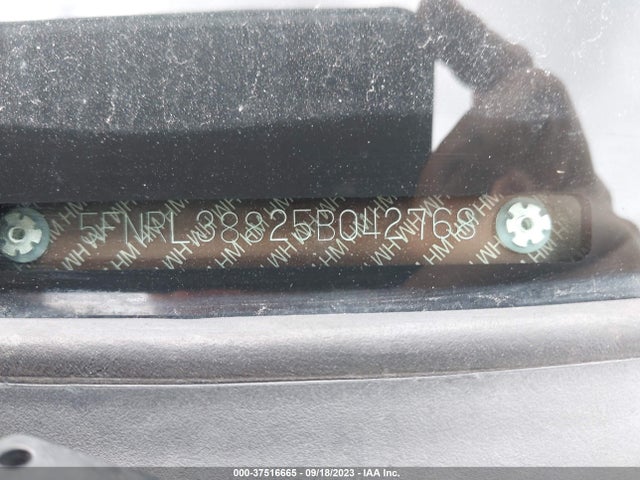 2005 HONDA ODYSSEY TOURING VIN: 5FNRL38825B042768