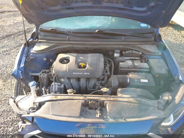 2018 HYUNDAI ELANTRA SE VIN: 5NPD74LF7JH384562