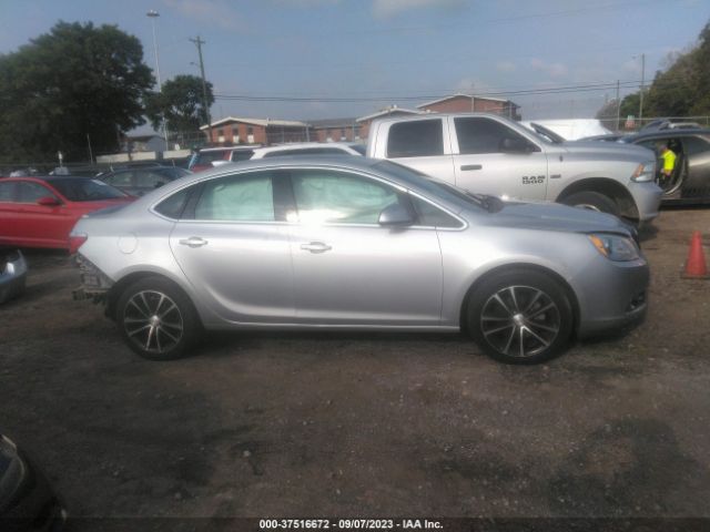 1G4PR5SK8H4106129 Buick Verano Sport Touring