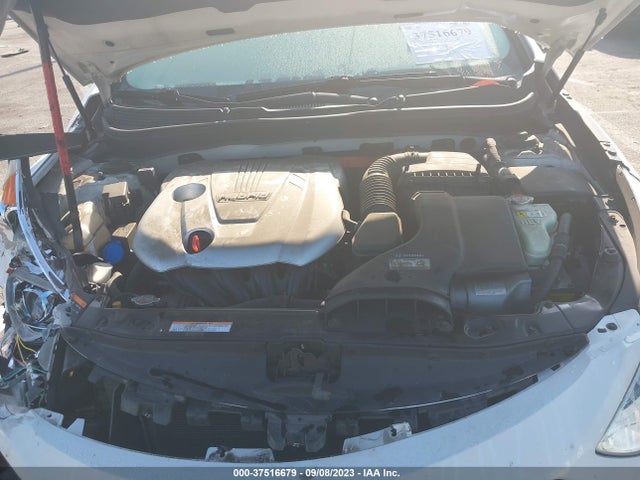 Hyundai SONATA HYBRID 2015 KMHEC4A44FA139715 Image 11