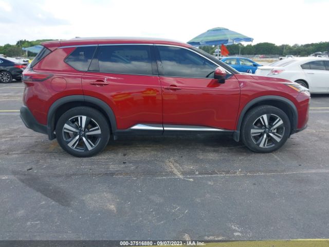 5N1BT3CA1NC702710 Nissan Rogue Sl