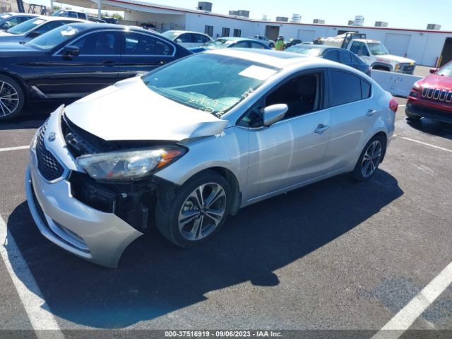 KNAFZ4A84E5111086 KIA FORTE EX