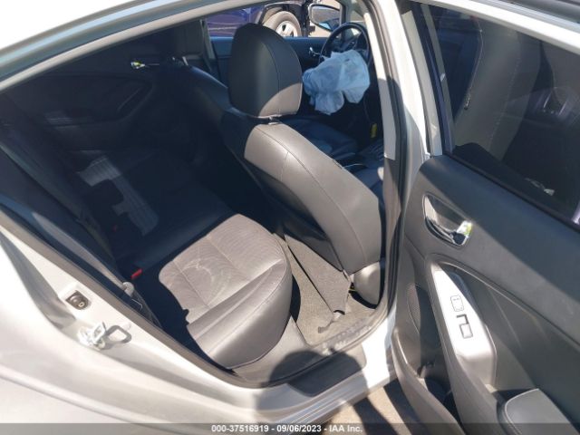 KNAFZ4A84E5111086 KIA FORTE EX