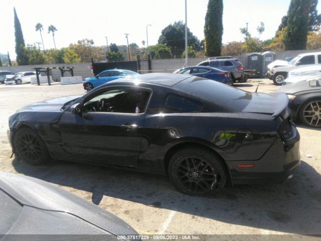 1ZVBP8AM4E5283191 Ford Mustang V6