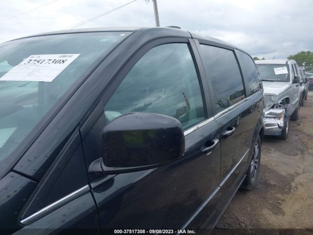 2C4RDGCG9HR671052 Dodge Grand Caravan Sxt