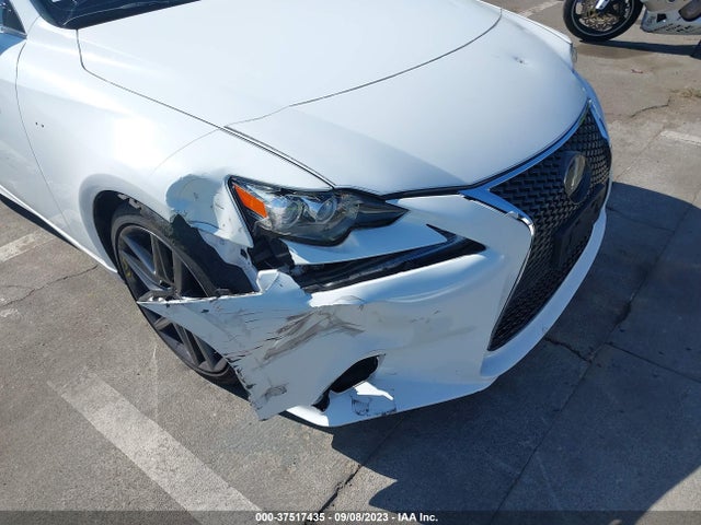 Lexus IS 350 2016 JTHBE1D28G5028359 Image 13