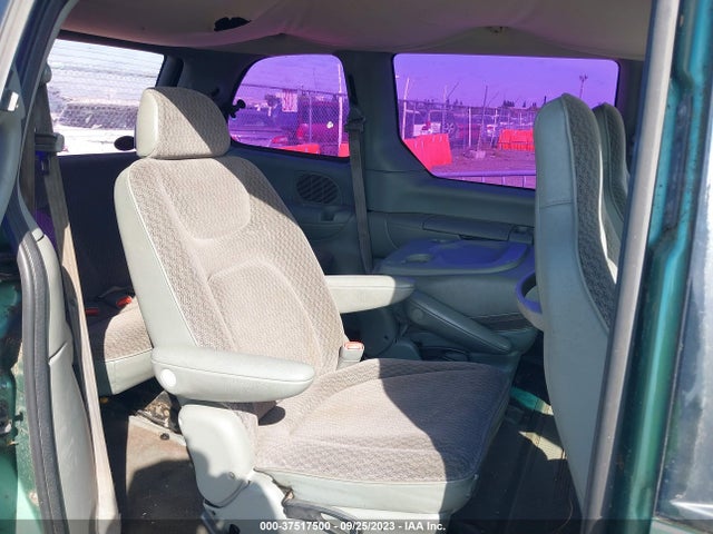1999 DODGE CARAVAN BASE VIN: 2B4FP25B4XR404136