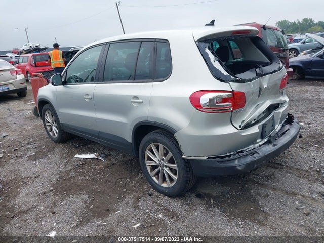 WVGBV3AX4EW503845 Volkswagen TIGUAN SE