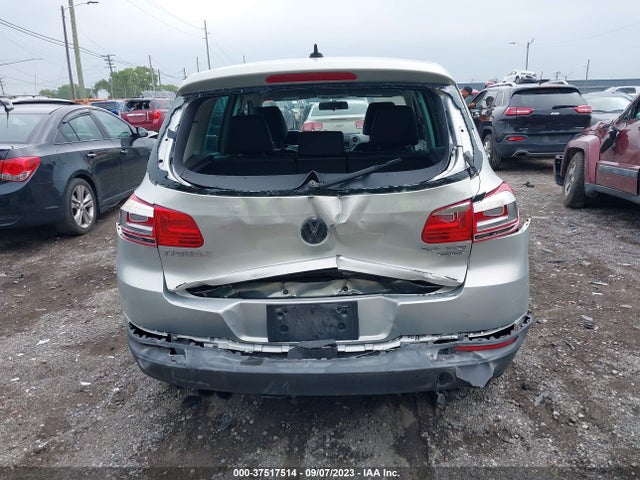 WVGBV3AX4EW503845 Volkswagen TIGUAN SE
