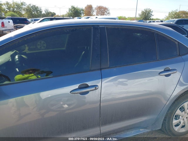 2022 TOYOTA COROLLA LE VIN: JTDEPMAE8NJ196869