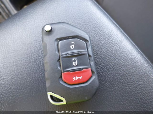1C4HJXDN1LW226743 Jeep Wrangler Unlimited Sport S