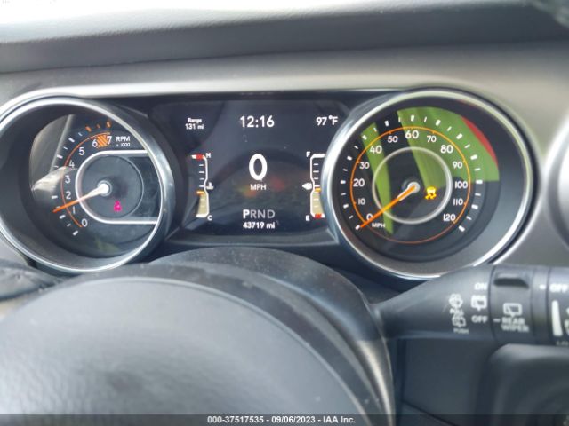 1C4HJXDN1LW226743 Jeep Wrangler Unlimited Sport S
