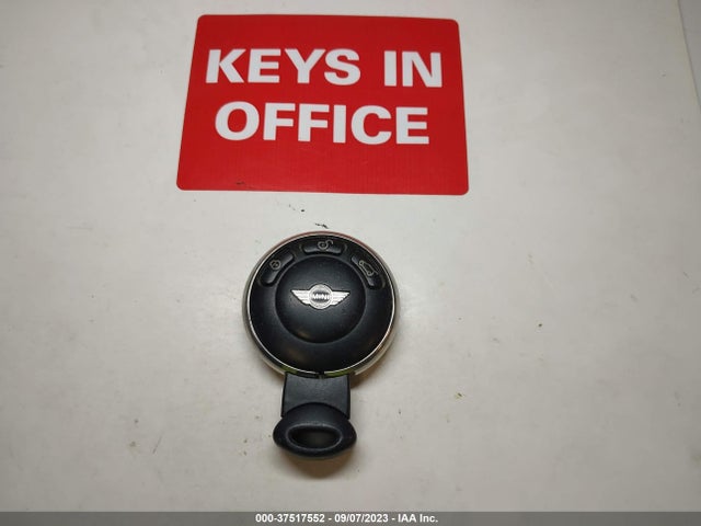 2009 MINI COOPER HARDTOP WMWMF33539TW72135 Photo 10
