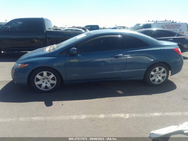2008 HONDA CIVIC CPE LX VIN: 2HGFG12628H561337