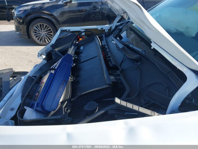 Tesla Model Y Long Range 2022 7SAYGAEE5NF308592 Image 10