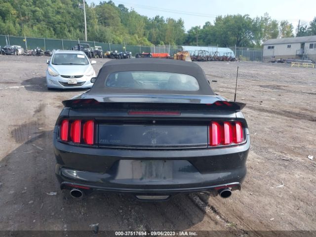 1FATP8EM3F5333135 Ford Mustang V6