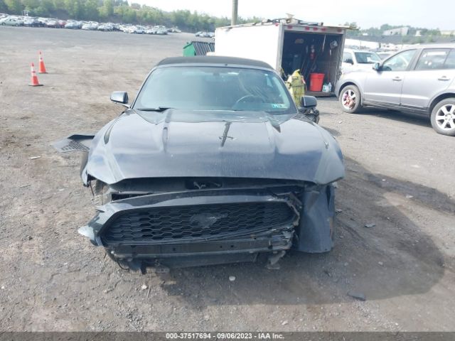 1FATP8EM3F5333135 Ford Mustang V6