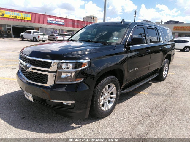Chevrolet Suburban Lt 2017 1GNSKHKC3HR219400 Image 2