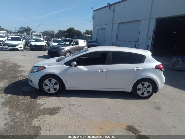 KIA Forte 5-door Lx 2016 KNAFK5A80G5588787 Image 14