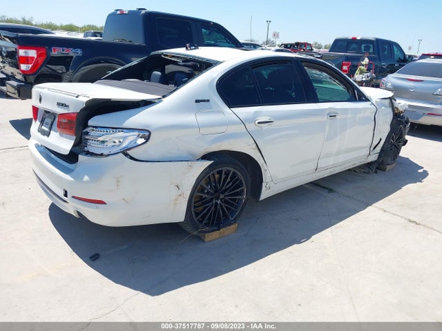 2018 BMW 5 SERIES 530E IPERFORMANCE VIN: WBAJA9C55JB250589