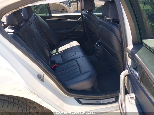 2018 BMW 5 SERIES 530E IPERFORMANCE VIN: WBAJA9C55JB250589