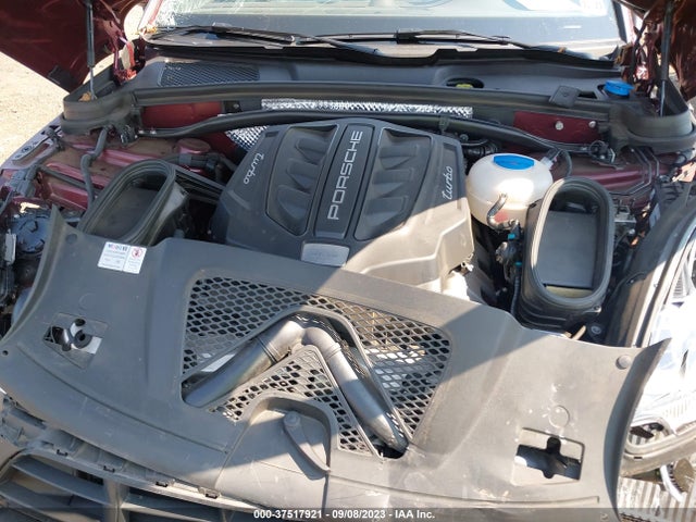 2018 PORSCHE MACAN WP1AF2A54JLB71342 Photo 9