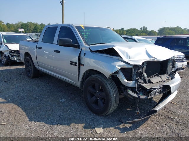 RAM 1500 Express 2018 1C6RR6KT0JS279888 головне зображення